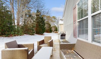 14 Edgewater Path, Barnegat, NJ 08005