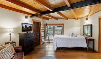 63220 Johnson Rd, Bend, OR 97703