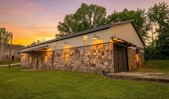 105 Couch St, Alton, MO 65606