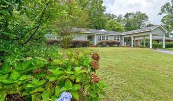 303 Lakeview Dr, Andalusia, AL 36420