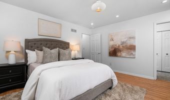 3673 Pheasant Dr, Ann Arbor, MI 48103