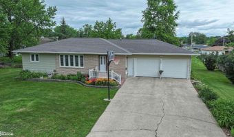 707 9th Ave, Ackley, IA 50601