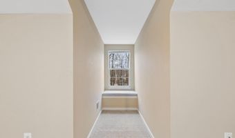 43237 BALTUSROL Ter, Ashburn, VA 20147