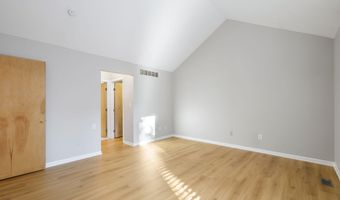 427 Ryan Rd, Ann Arbor, MI 48103