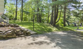 27 Winchester Dr, Shelton, CT 06484