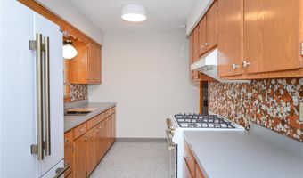 3860 7th Ave, Anoka, MN 55303