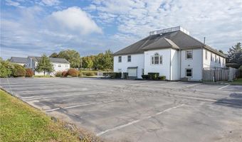 345 Valley Rd, Middletown, RI 02842