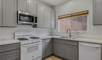 537 Lacabana Beach Dr, Las Vegas, NV 89138