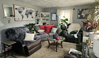 5 Martin St, Coventry, RI 02816
