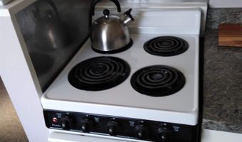 56 Wright Ave, Burlington, VT 05401