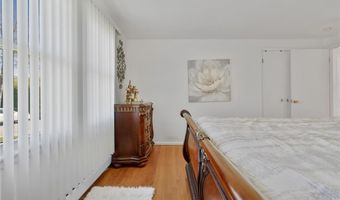 1 Pinehurst Rd, East Providence, RI 02915