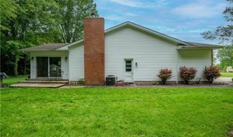 6685 Elwood St, Austintown, OH 44515