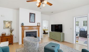 216 N RED HAVEN Ln, Dover, DE 19901