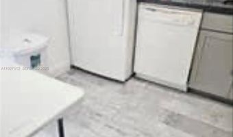 3401 N Country Club Dr 206, Aventura, FL 33180