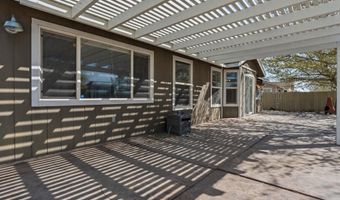 111 Shadow Mountain Dr, Fernley, NV 89408