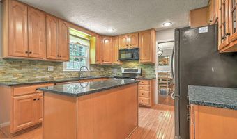 118 Bogey Dr, Abingdon, VA 24211
