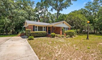 25 Miller Dr W, Beaufort, SC 29907