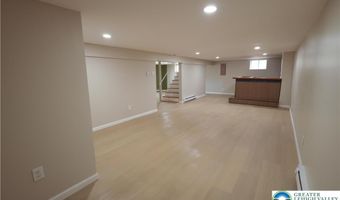 1421 Harriet Ave, Allentown, PA 18103