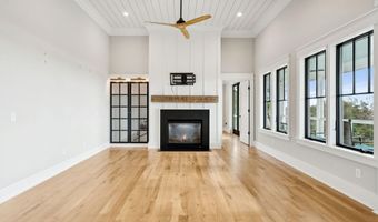 8107 Doar Rd, Awendaw, SC 29429