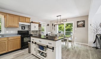 86 Wolfeboro Hwy, Alton, NH 03809