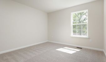 1 Dahlia Ct, Bayville, NJ 08721