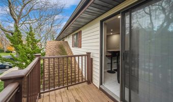 615 Broadway 68, Amityville, NY 11701