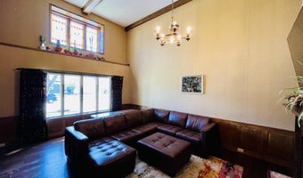 407 NE 17th Ave, Aberdeen, SD 57401