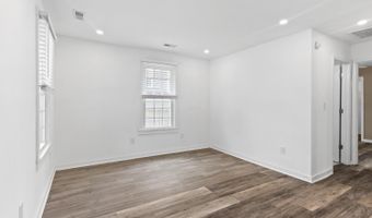 802 Amherst Ave, Altavista, VA 24517