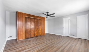 11 VETERANS Ct, Bayonne, NJ 07002