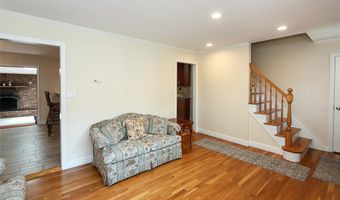 114 Hilldale Rd, Albertson, NY 11507