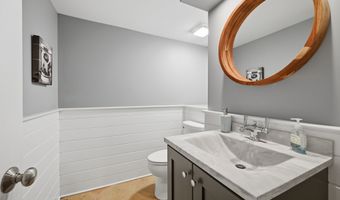 3 S Meadow Dr, Danbury, CT 06811