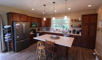 1308 Golf Course Rd, Altoona, PA 16601