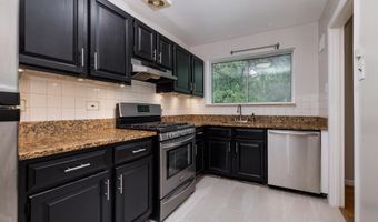10506 WEYMOUTH St 203, Bethesda, MD 20814