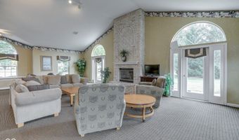 7304 Lake Lakota Pl 44, Indianapolis, IN 46217
