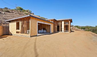 3916 Citrus Dr, Fallbrook, CA 92028