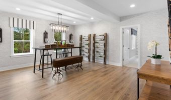 23369 WALKING WOODS Ln, Aldie, VA 20105