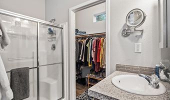 19930 Limelight Dr 421, Bend, OR 97702