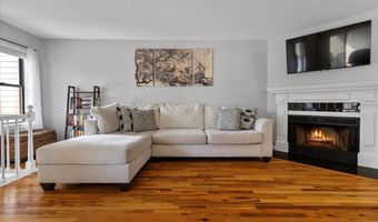 109 Peddlars Dr 109, Branford, CT 06405