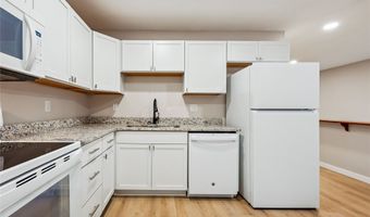 3412 Southdale Dr, Ames, IA 50010