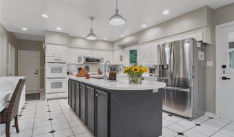 889 Eaton Ave, Akron, OH 44303