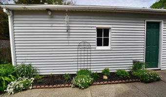 41 Van Buren Ave, Albany, NY 12205