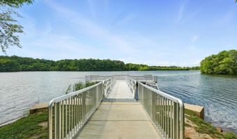 15685 Kennons Ln, Amelia, VA 23002