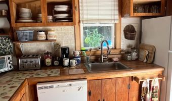 24 Hill Ln, Beddington, ME 04622