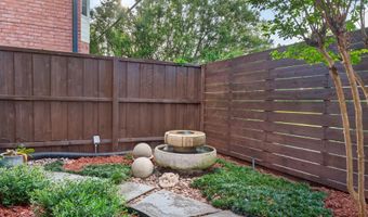 4003 Rive Ln, Addison, TX 75001