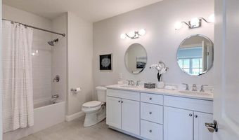 20 Kettle Point Ave, East Providence, RI 02914