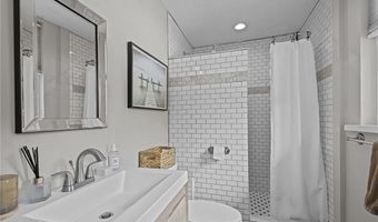 96 Roger Williams Dr, North Kingstown, RI 02852