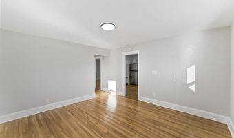 11 Roger Ave, Danbury, CT 06810