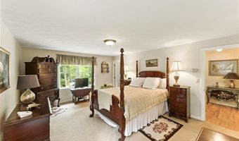 154 Black Pond Rd, Charlestown, RI 02813