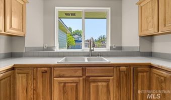 1891 N Highwood Ave, Boise, ID 83713