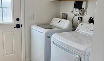 16 Valiant Dr, Coventry, RI 02816